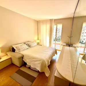 Monaco, Elegant & Quiet Renovated Apartment, In Fontvieille District, With Terrace & Pool, 15Min Walk To Port Hercule Monte-Carlo